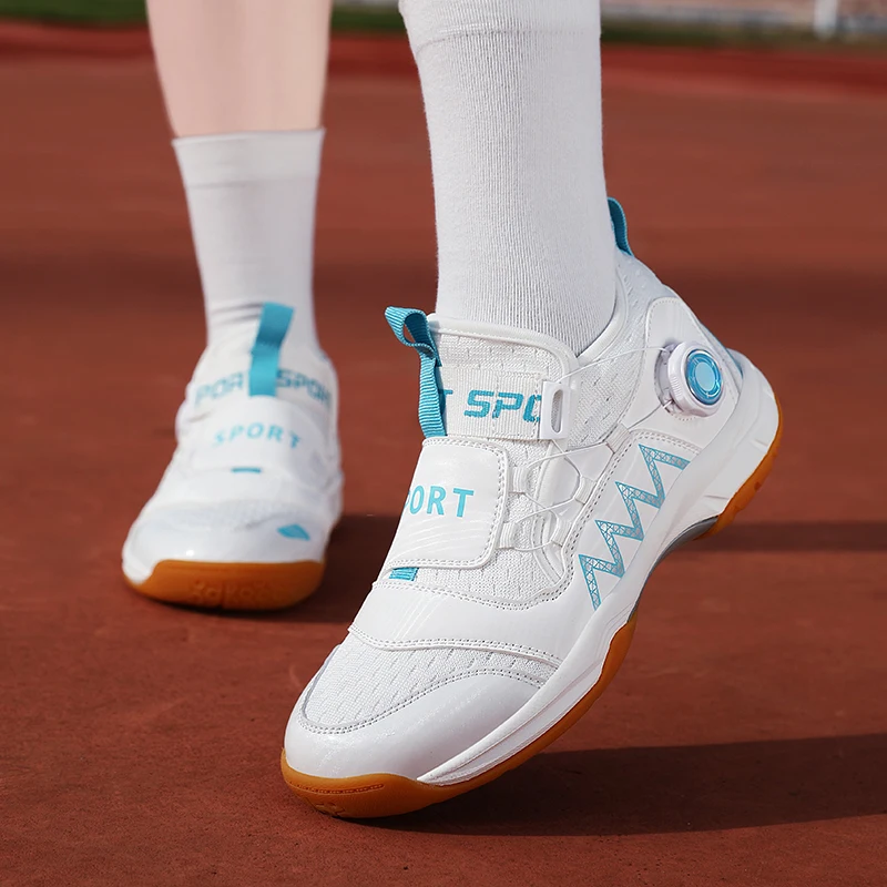Scarpe da badminton sportive professionali per bambini, scarpe da allenamento sportive da ping pong per bambini traspiranti in mesh alla moda