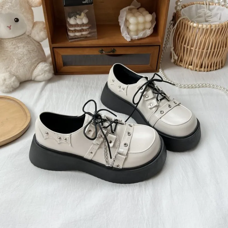 2026 Chunky-Plateau-Pumps für Damen, Schleifen-Keilabsatzschuhe, Lolita-Schuhe, Damen-Herz-Knöchelschnalle, schwarze Schuhe – Detail 6