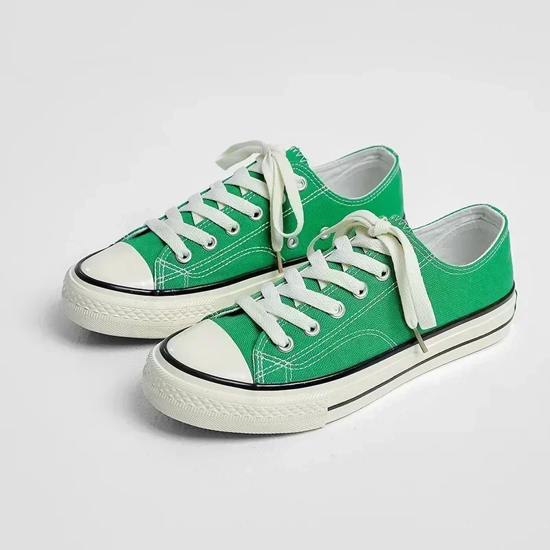 

Hiking and Walking Shoes New Solid Color Cloth Shoes Adult Non Slip Casual Shoes Men's Women's Sneakers Fashion Canvas Shoes