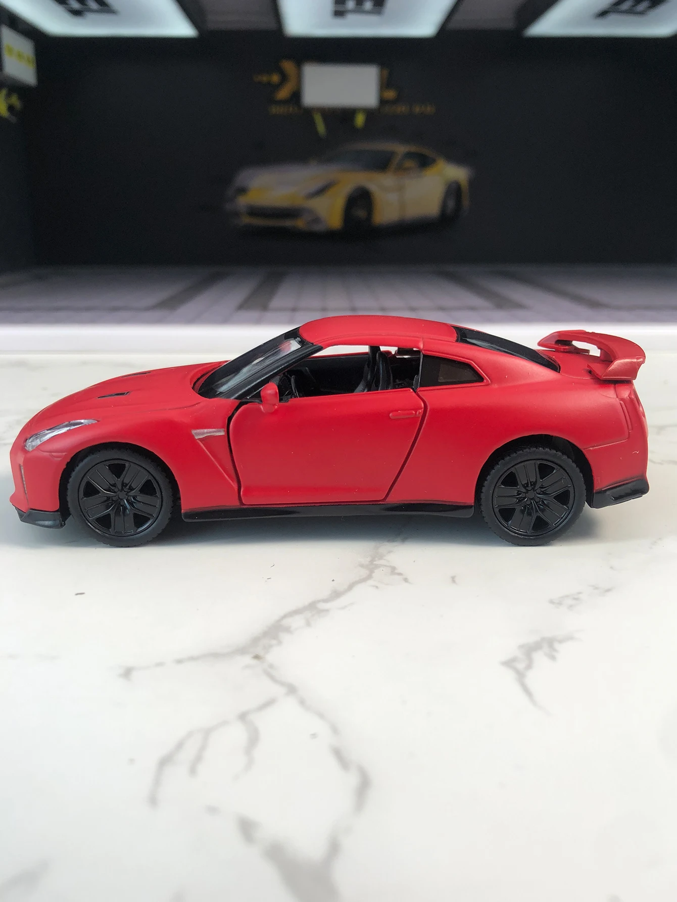 RMZ City1:36 имитация модели автомобиля из цинкового сплава Nissan GT-R35, статическое украшение, металлический коллекционный подарочный автомобиль