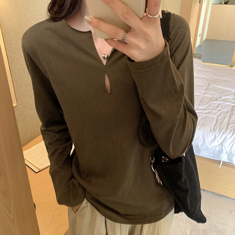 

Autumn New Fashion Design Sense Niche V-Neck T-shirt Women Harajuku Solid Color T-shirt Korean Casual Long Sleeve Femme Tops