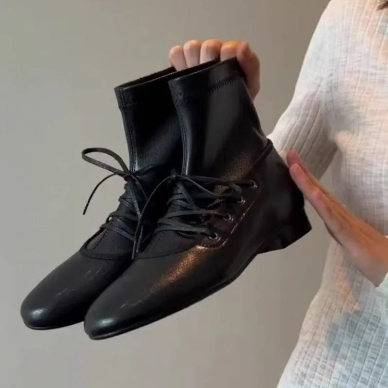 Women's Niche Retro Flat Rear Zip Stretch Tight Boots 2025 Fall Winter Skinny Lace-Up Non-Slip Booties