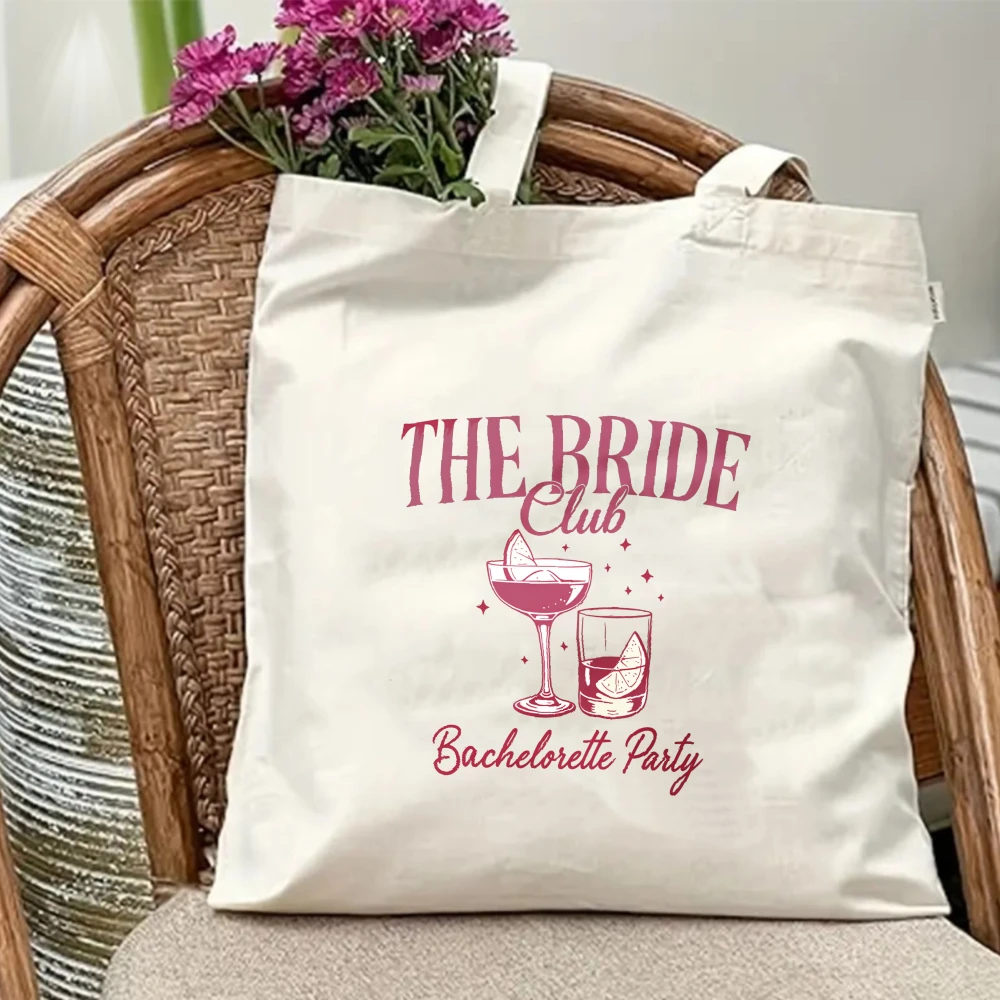 

2026 Women'S "The Bride Club" Graphic Bag White with Pink Lettering Wine Glass Design Perfect for Spring Summer Wedding Guest