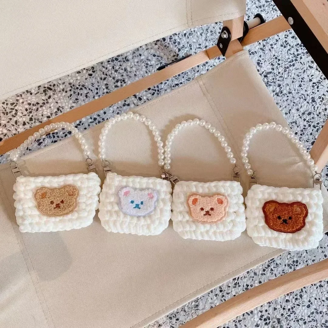 

Solid Color Embroidered Bear Plush Earphone BagStereoscopic Silicone Airpods 1 / 2 / 3 Pro Pro2 Cartoon Headphone Case