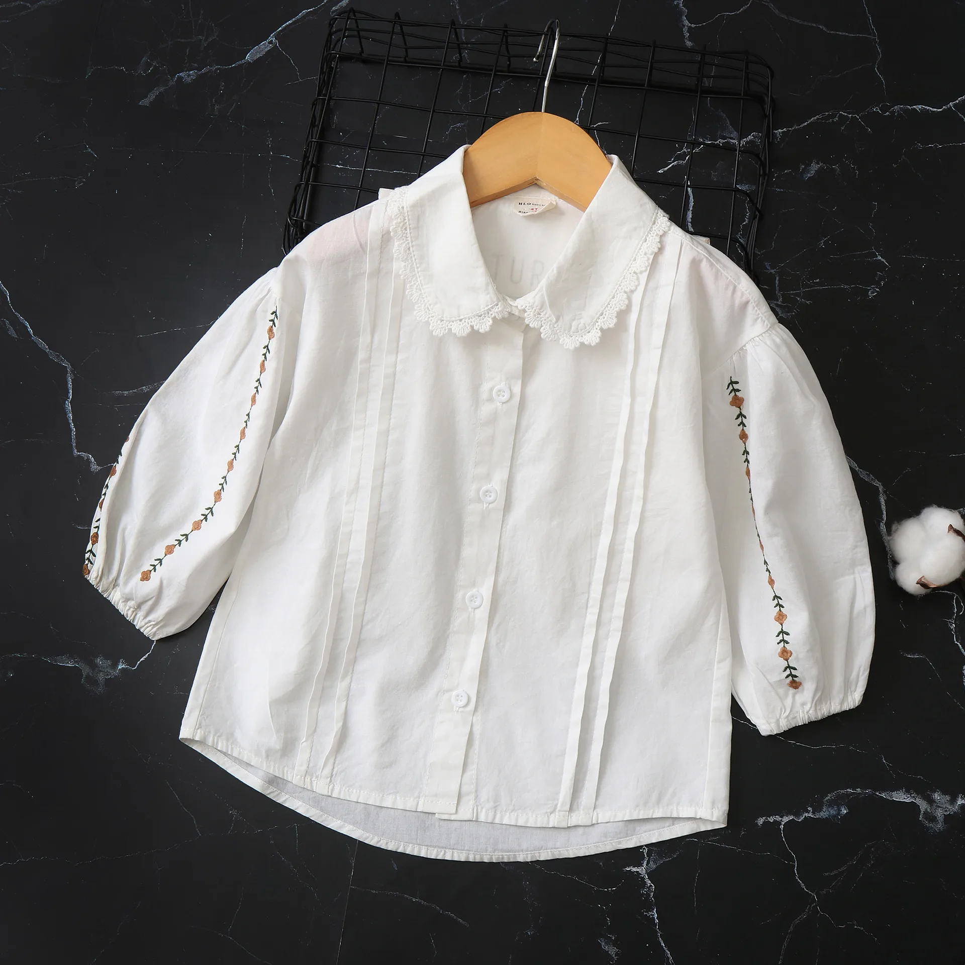 

Small flower embroidered girls blouse long-sleeved 2024 autumn new children's shirt