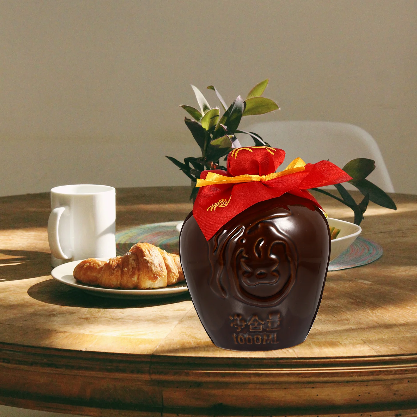 

1Set Ceramic Wine Container Vintage Style Airtight Sealed Bottle High-End Craftsmanship Smooth Rim Comfortable Grip