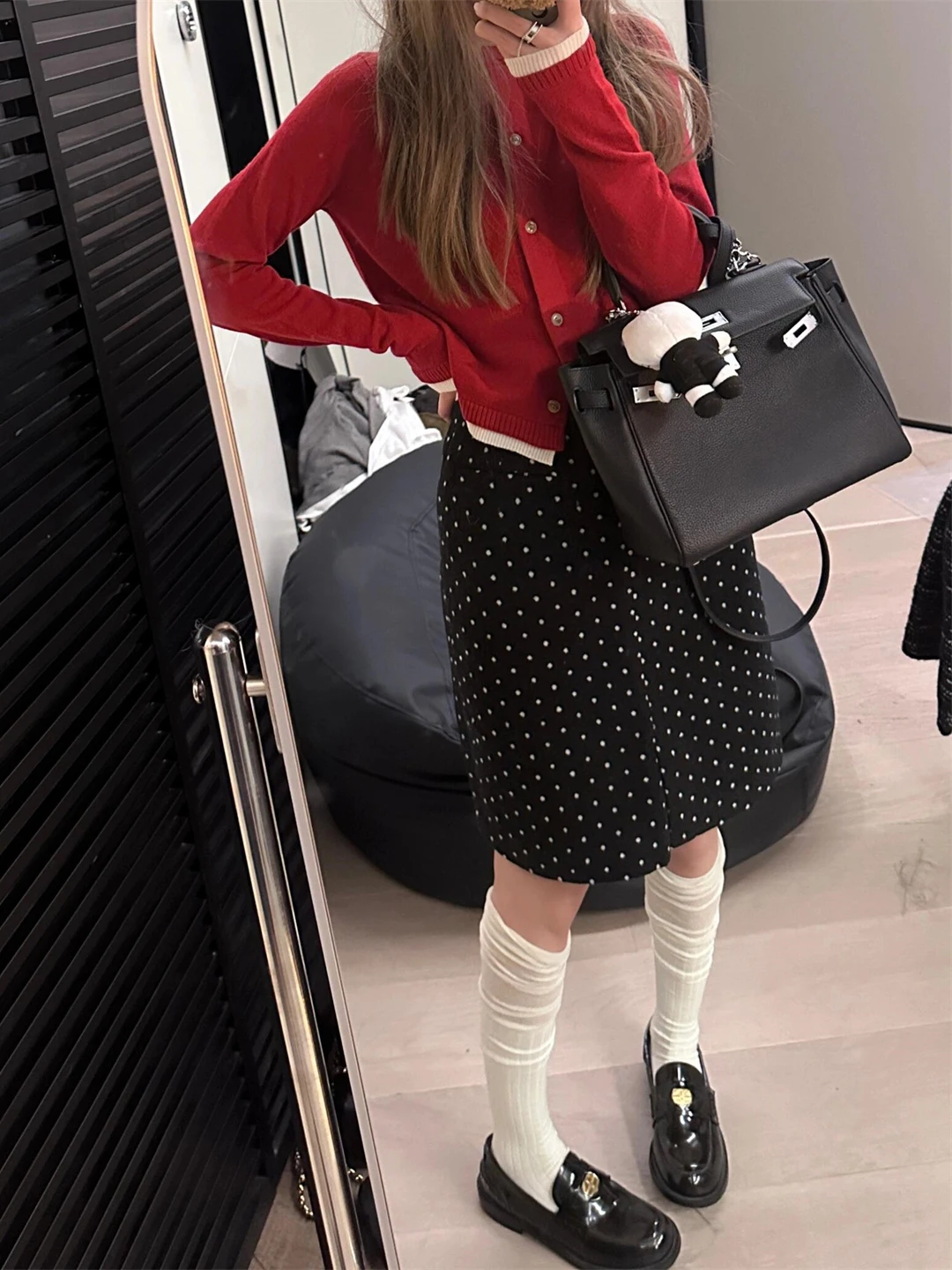 

Черная юбка А-силуэта в горошек с высокой талией, асимметричная, женская, летняя, новый стиль, винтажный дизайн, повседневная, удобная