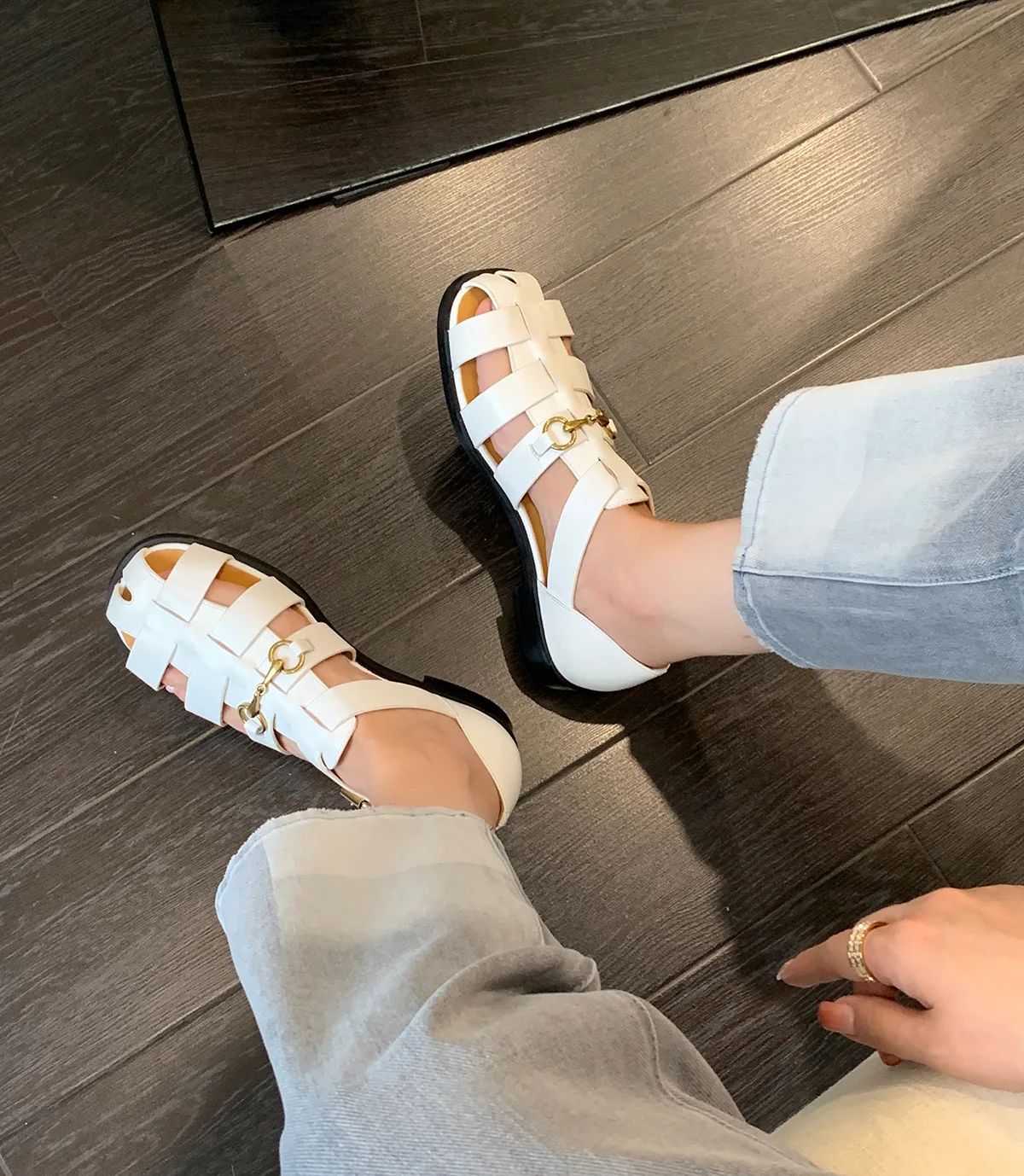 Women Sandals 2022 Summer New Hollow Sandals British Style Retro Women Sandals Woven Closed Thick Bottom Roman Sandals Women