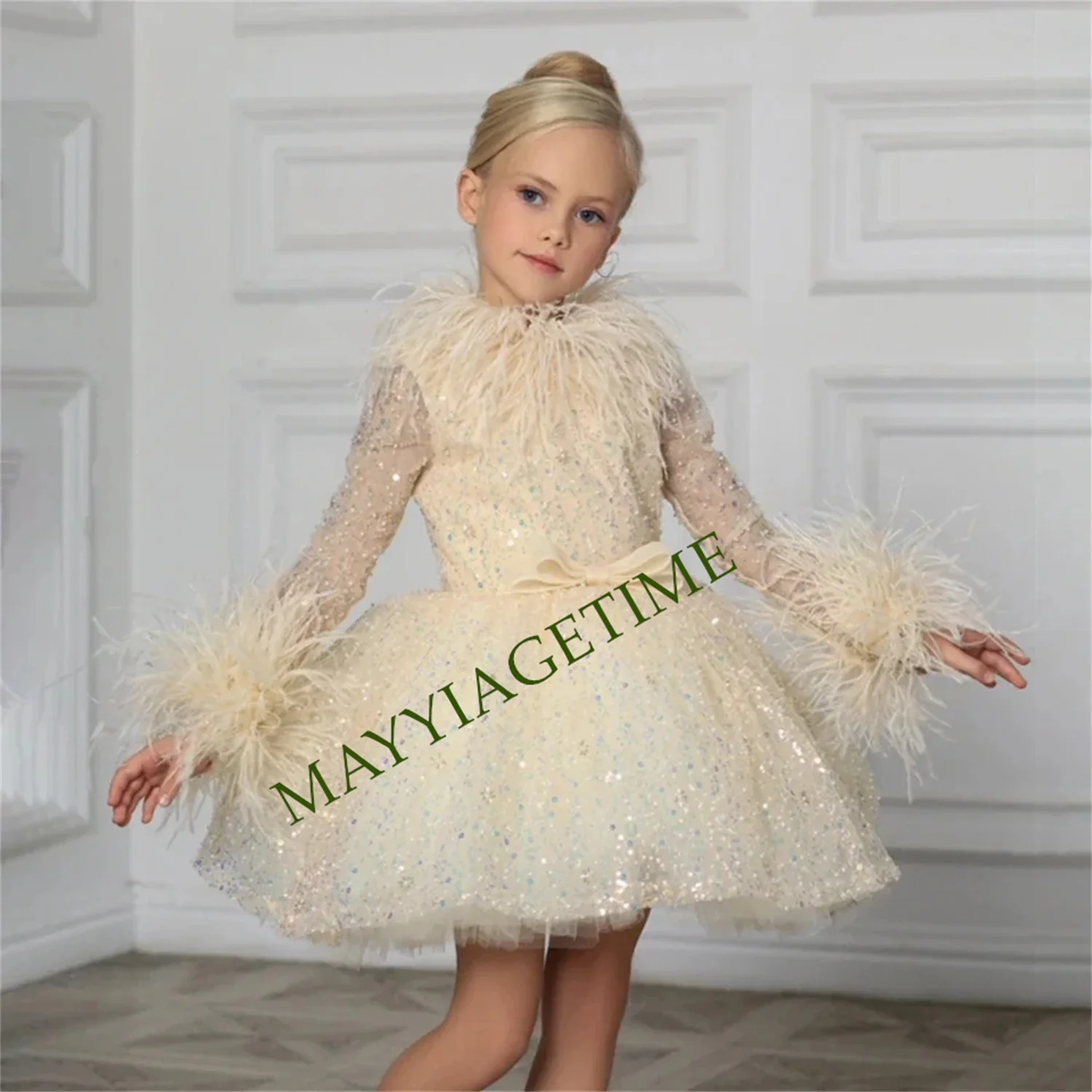 Elegant Tulle Sequin Glitter Long Sleeve Flower Girl Dress For Wedding Feather With Bow Kids Birthday Party First Communion Gown