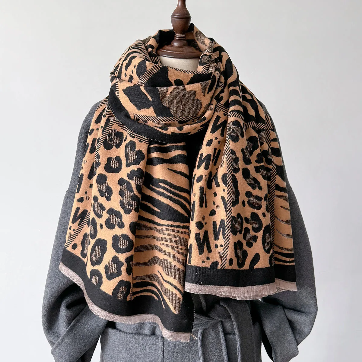 Leopard Cashmere Winter Scarf for Women Shawls and Wraps Thick Warm Blanket Soft Bufanda Mujer Poncho