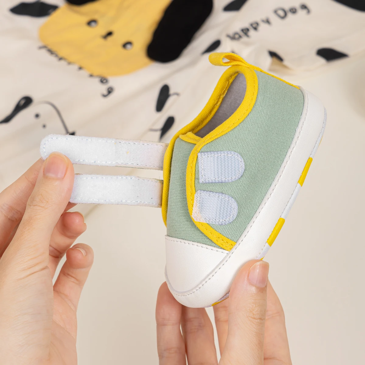 KIDSUN Newborn Baby Girls Canvas Shoes Cotton Sole Anti-slip Soft Sole Casual Sneakers First Walkers Shoes ﻿for 0-18 Months