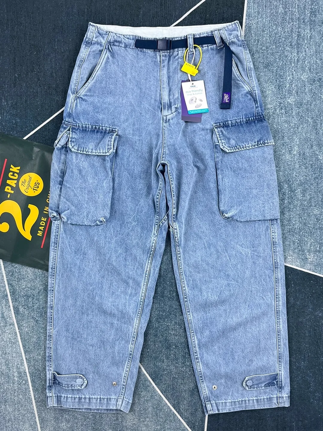 

Pure Cotton Men's Straight Leg Jeans with Multiple Pockets Slim Fit Vintage Washed Comfortable Breathable Workwear Trousers