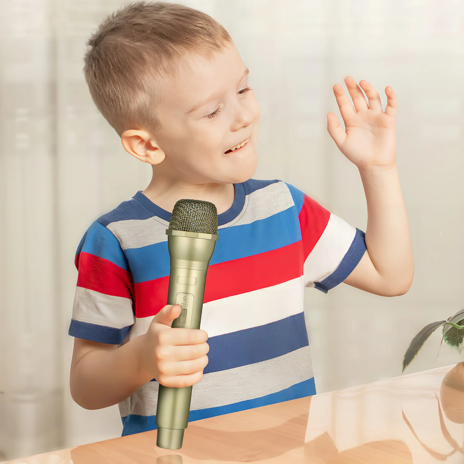 4 pçs mini máquina de karaokê crianças microfone adereços portátil falso fingir