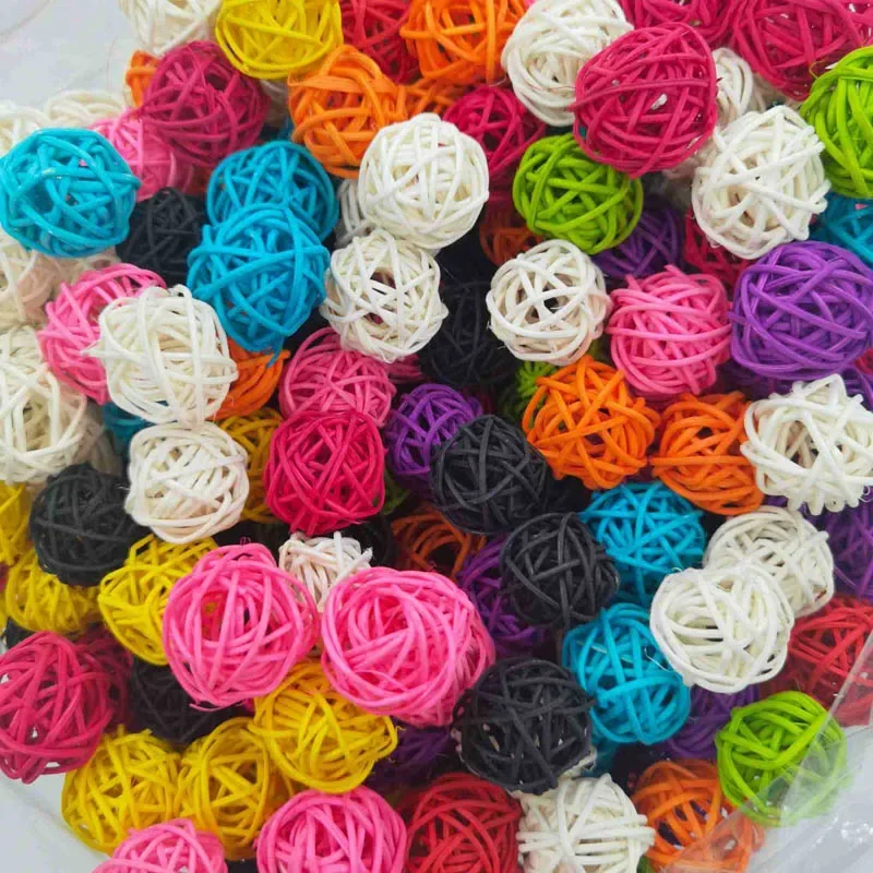 10pcs Parrot Chewing Toy Ball Primary Color Sepak Takraw Pet Bird Training Interactive Toy Bird Cage Decoration Bird Supplies