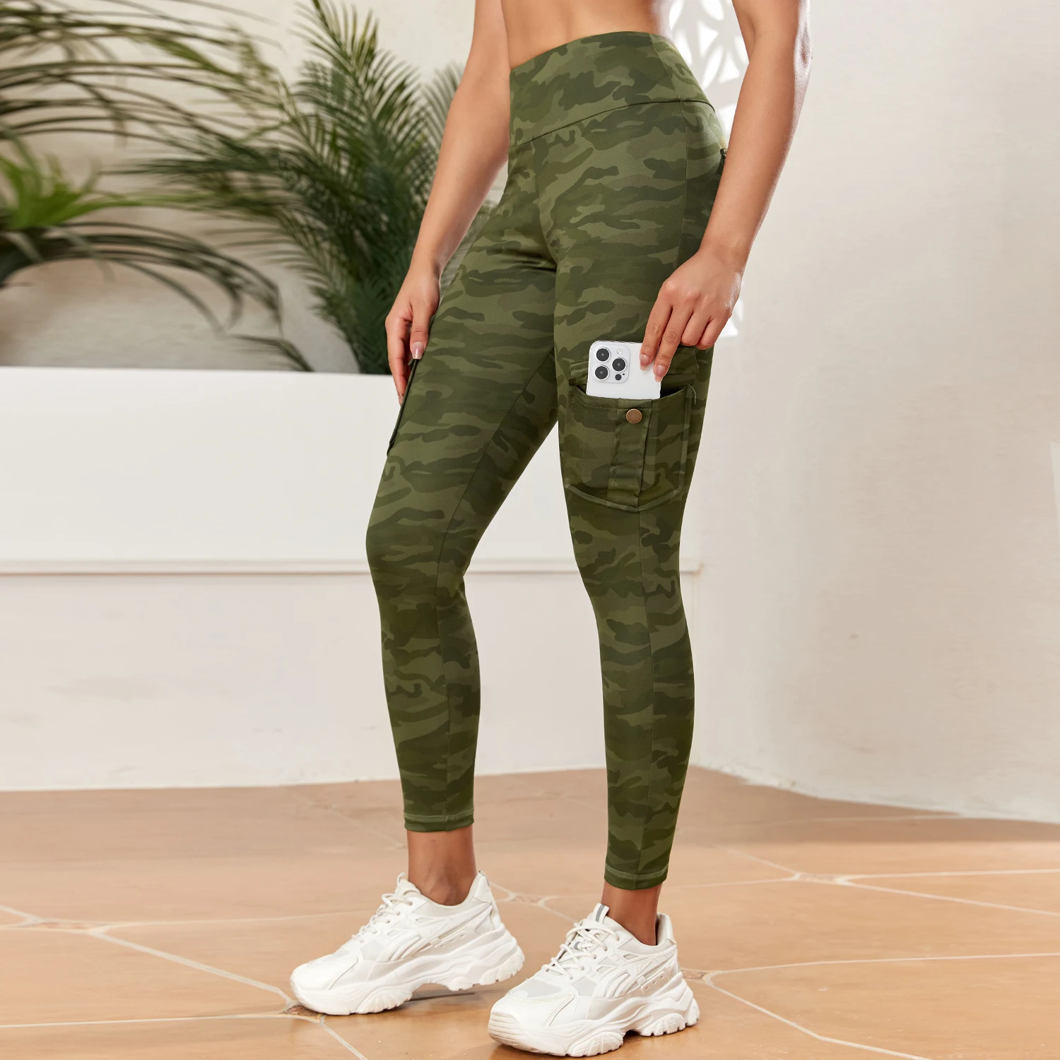 CHRLEISURE Digital Print Camouflage Work Yoga Pants Seamless Sports Legging with Pocket Gym Fitness Tight Elastic Slim Workwear