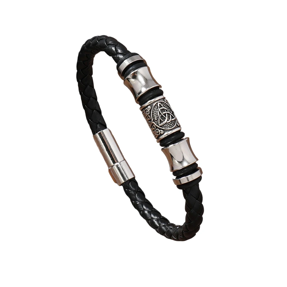 Fashion Hand-Woven Alloy Clasp Bracelet for Trendsetters Versatile Punk Style Bracelet Accessory Hip Hop Streetwear Jewelry