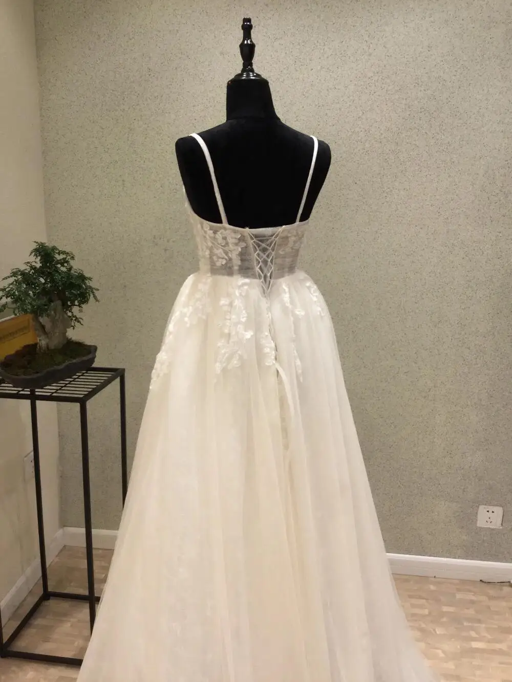 Novo vestido de casamento longo 2022 decote em v cinta de espaguete a linha apliques tule elegante vestidos de noiva robe de mariee