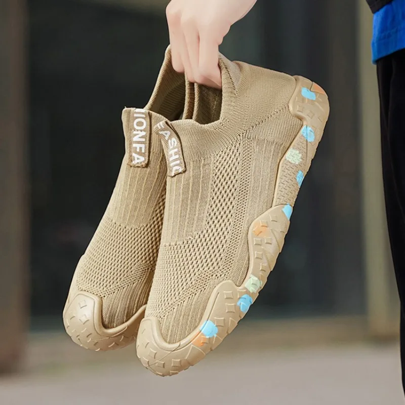 NEW Fashion Breathable Knit Sock Shoes Lightweight Non-slip Walking Shoes for Man Running Sneakers Slip-On Casual Men's Sneakers