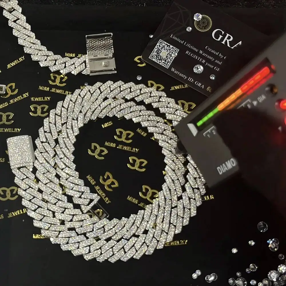 Luxury Men's 8mm Silver Moissanite Cuban Link Chain Necklace with Flap Clasp Design Fine Jewelry Bracelet.