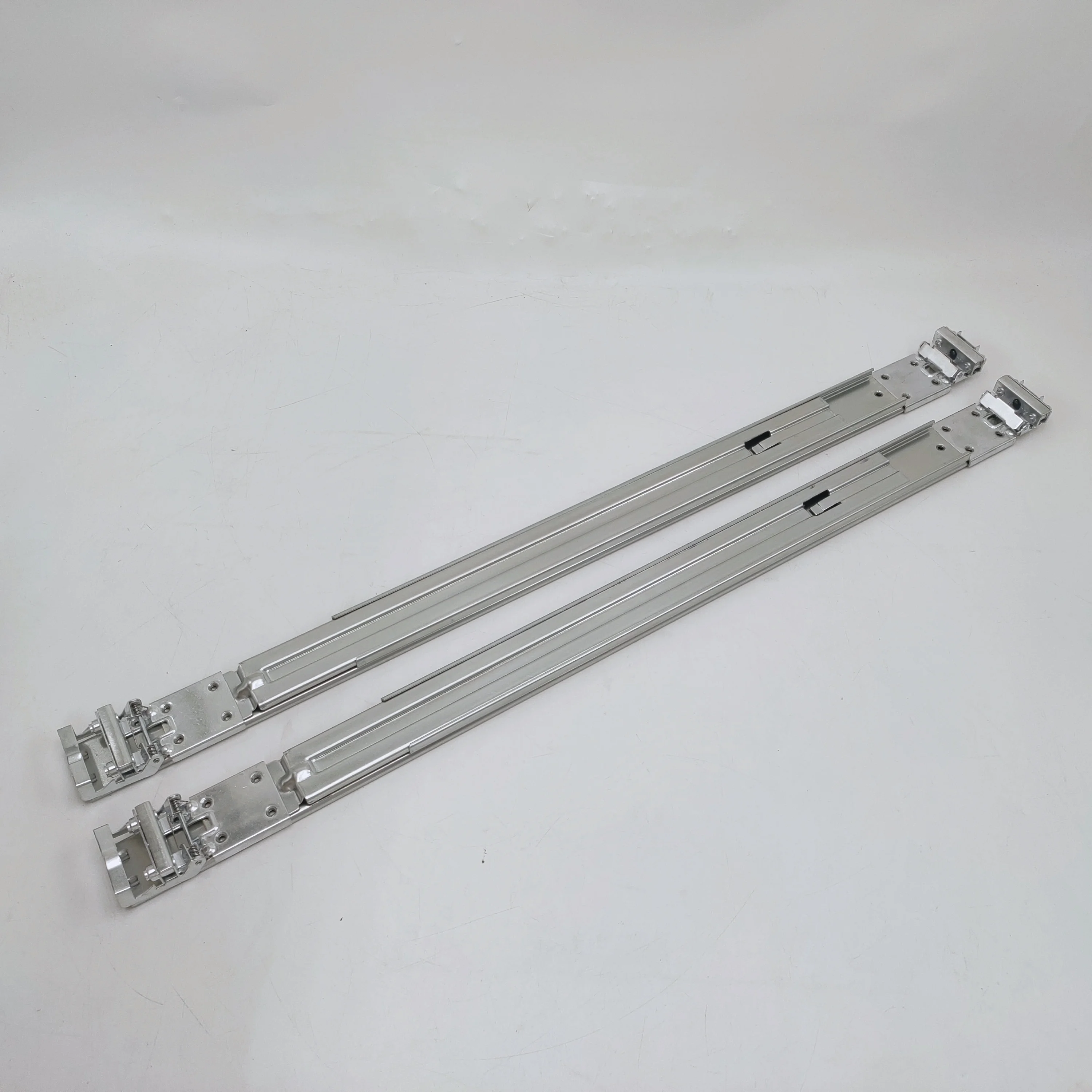 Nieuwe Hoge Kwaliteit Speciale Server Geleiderail Voor Onze 1U 2U 560 MM 650 MM Diepte Hotswap Server Case 3 Sectie Rack Server Slide Rails