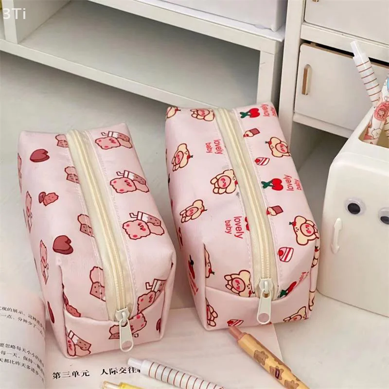 لطيف الدب حقيبة مستحضرات تجميل التجميل سعة كبيرة قماش مقلمة أشتات المحمولة حقيبة التخزين محفظة نسائية للعملات المعدنية موضة القرطاسية هدية