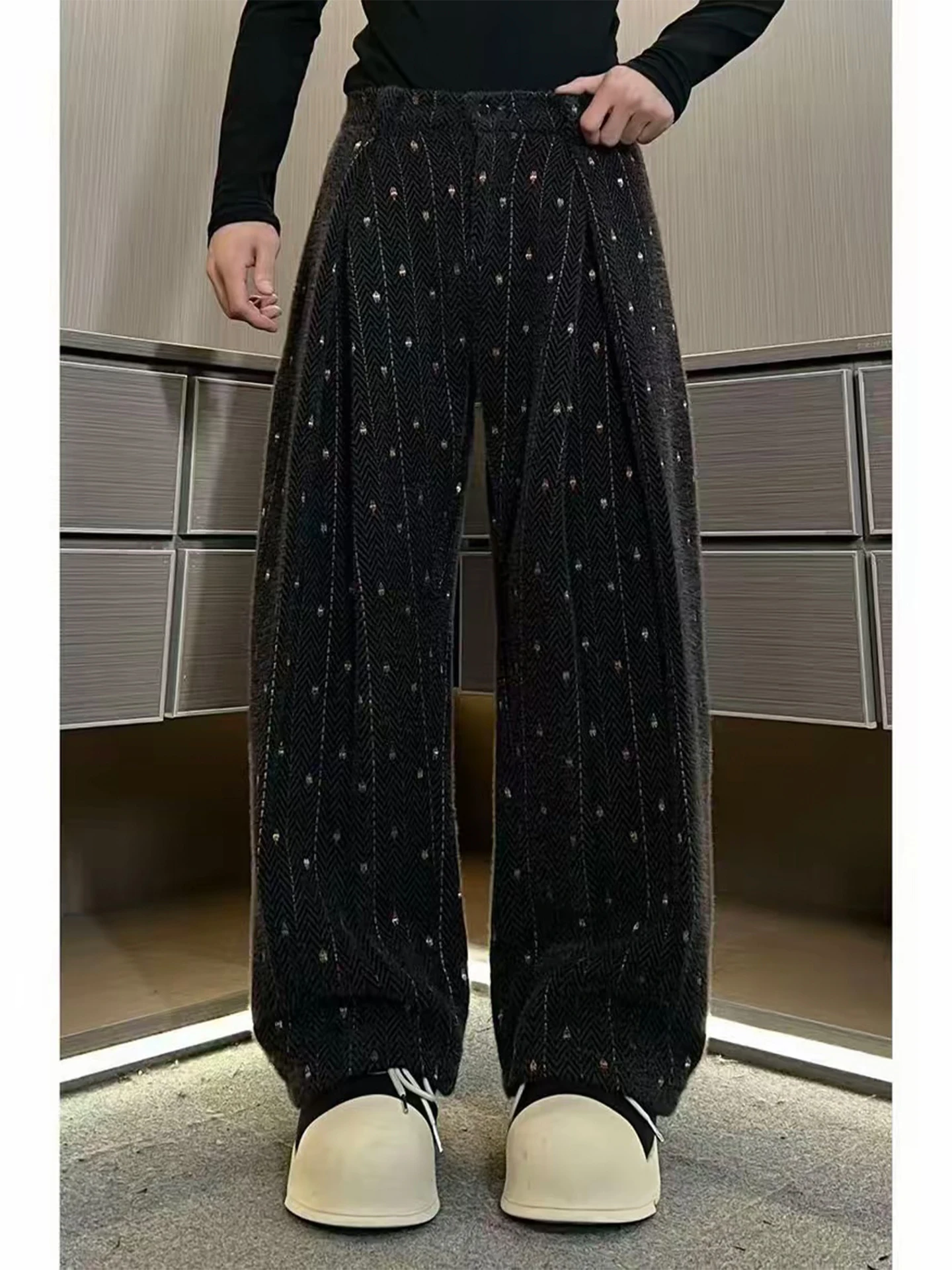 

Thiened прямые брюки мужские осенне-зимние двойные плиссированные ножи с вышивкой Camere широкие брюки серии Cisas...