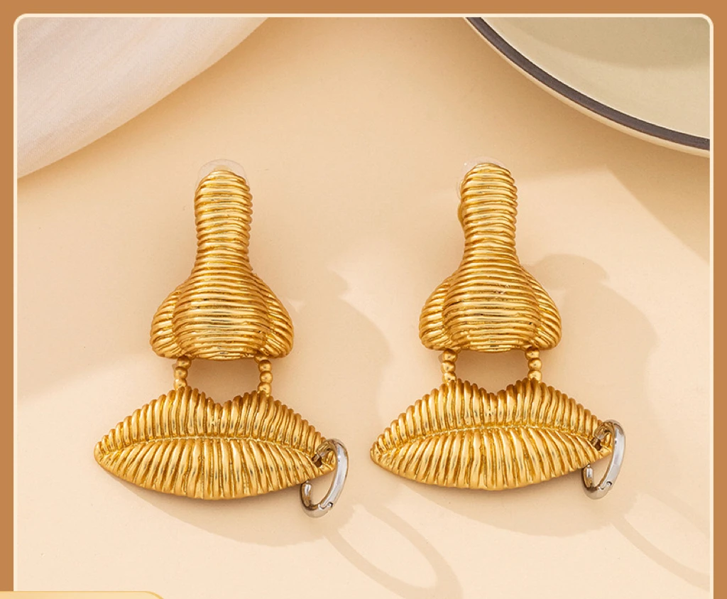 

Минималистичные ретро-нишевые дизайны носа и губ, художественные универсальные женские серьги