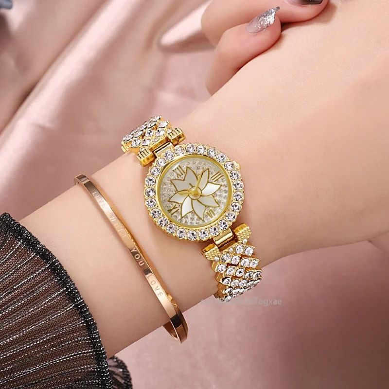 2024 Luxury Watches Women Diamond Rhinestone Fashion Elegant Wristwatch Quartz Watch Ladies Clock For Girl Relogio Feminino