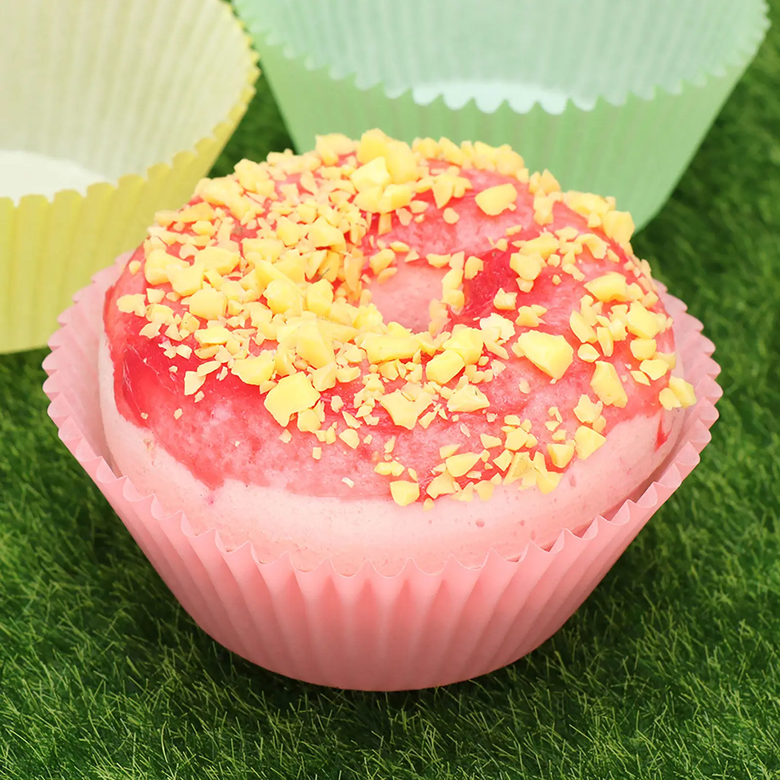 300Pcs Muffin Cupcake Cups Paper Baking Wrappers Sturdy Flexible Disposable Cupcake Holders for Party Cake Dessert