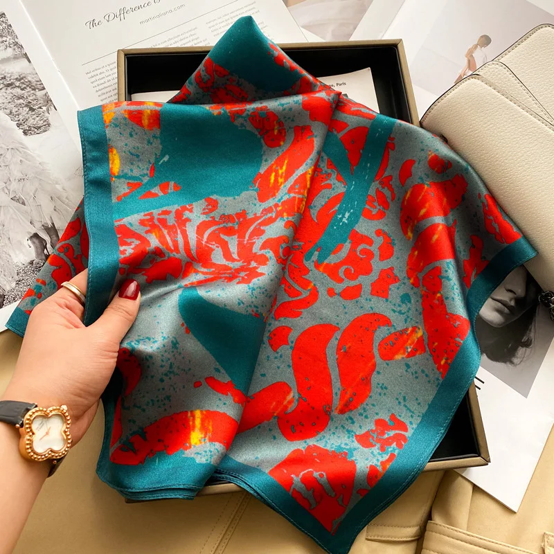 100% Real Silk Scarf New 68CM Natural Shawl Wraps Women Ladies Fashion Scarves Foulard Bandana Square Headband Hijab Pashmina