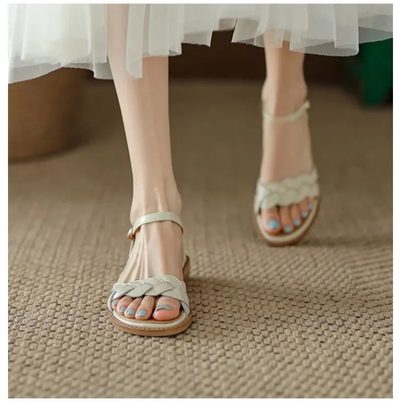 2025 Summer Open Toe Low Heel Braided Line Button Beach Line Sandals Flat Soft Leather Retro Roman  Women image 5