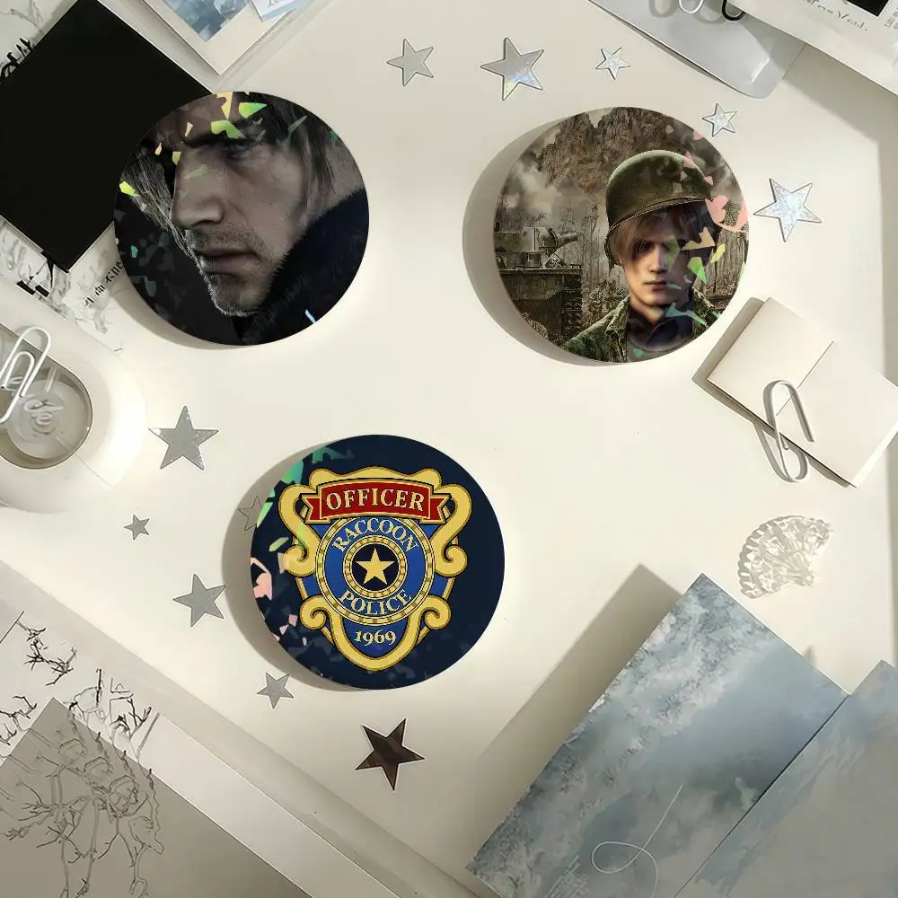 Game R-Resident Leon Kennedy Evil Laser Badge Creative Pins Brooch for Bag Clothes Hat Decor Gifts Fans Collect