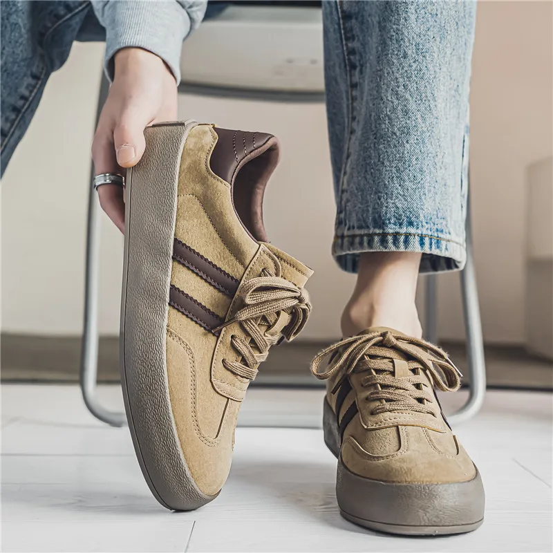 Vintage Brown Original Man Sneakers Suede Leather Men\'s Skateboard Shoes Comfort Lace-up Men Skate Sneakers Zapatillas De Hombre