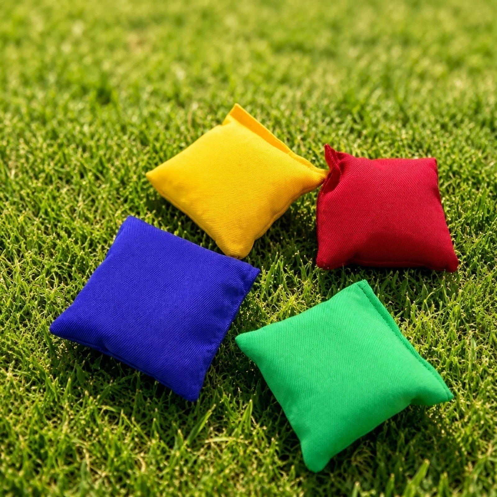 1Pc Random Color Mini Bean Bags Colorful Portable Cloth Sandbag Toss Toy for Kids and Adult Interactive Plaything Fun Game Prop
