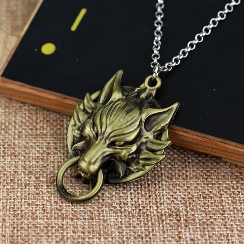 Game Series Cool Final Fantasy Pendant KeyChain Necklace Final Fantasy VII Cloud Wolf Head Logo Metal Exquisite chaveiro