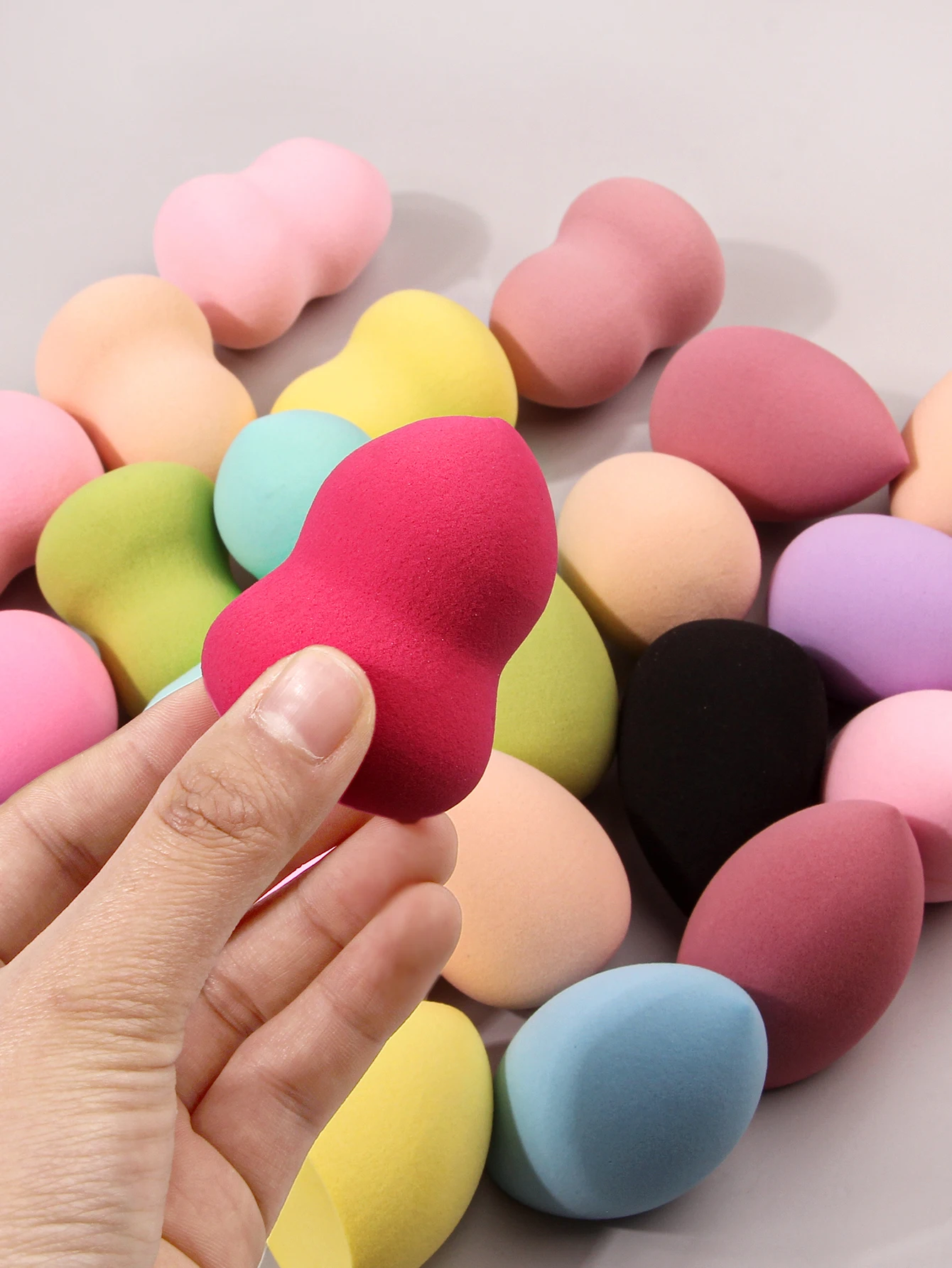 Big size Makeup Sponge,Color shapes randomly mix colors 25pcs Water Drop Design cosmetic face sponge Beauty Sponges Egg Shaped