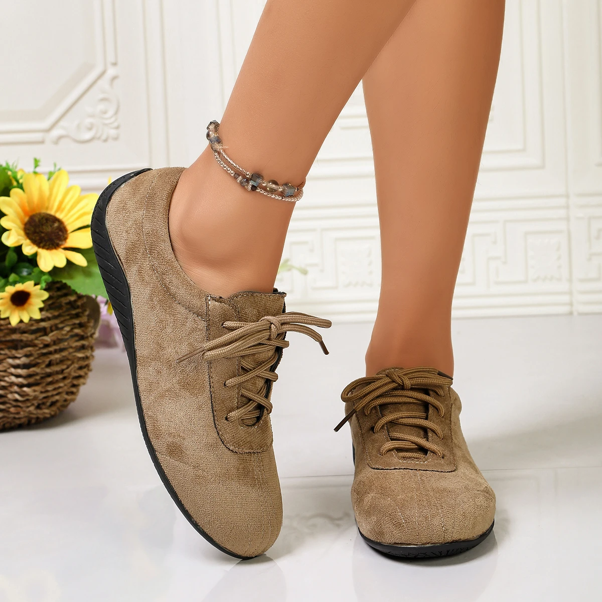 Damen-Schnürschuhe, flache Freizeitschuhe, weiche Sohle, Wildlederstoff, rutschfest, leicht, Vintage, bequem, für den täglichen Gebrauch im Freien. – Detail 3