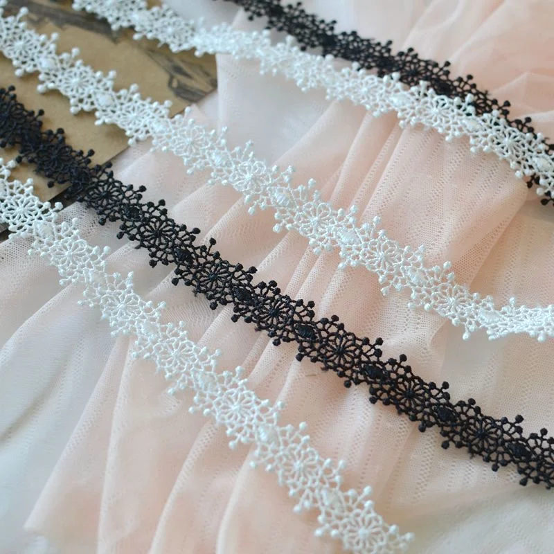 1.8CM Wide Exquisite White Black Polyester Snowflake Embroidered Lace Ribbon Dress Apparel Curtain Cloth DIY Crafts Sewing Decor