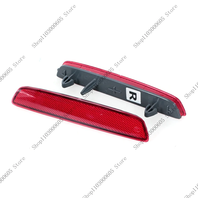 Bumper Reflector For Chevrolet Trax 2013 2014 2015 2016  Car Rear Tail Lights Reverse Lights 22950587 view 2
