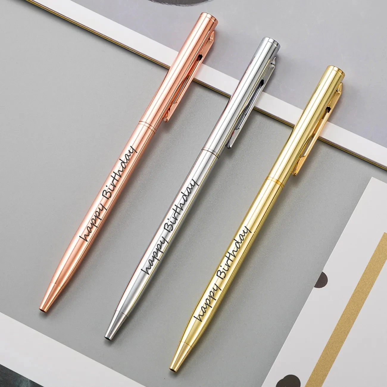 Bolígrafo De Metal de Rollerball, bolígrafo de oro rosa con logotipo personalizado, letras publicitarias, grabado de nombre, suministros de oficina y escuela, regalos, 100 unidades por lote