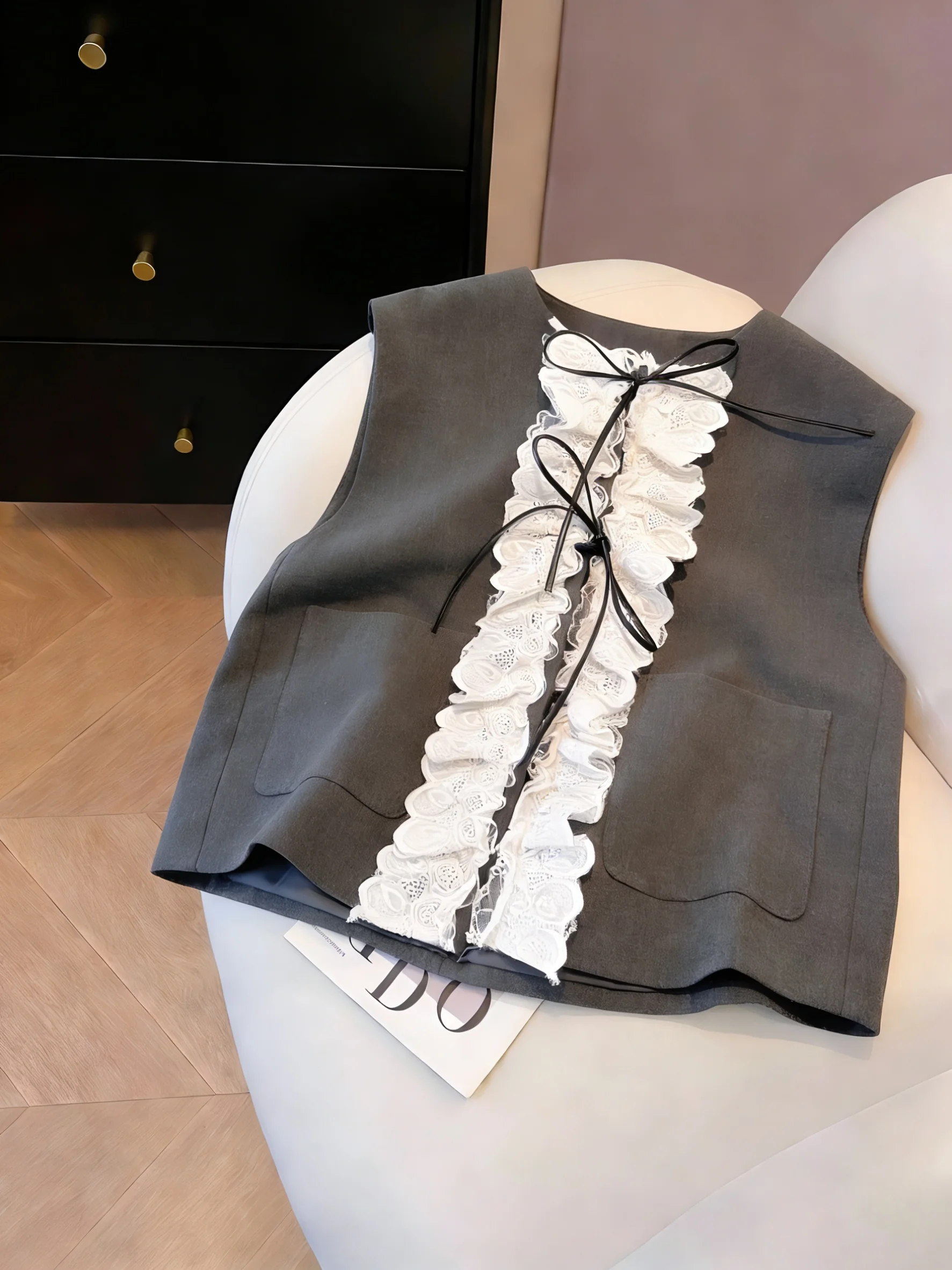 

Корейский модный повседневный топ-жилет с круглым вырезом и кружевной отделкой для женщин, весна-осень, облегающий, из полиэстера