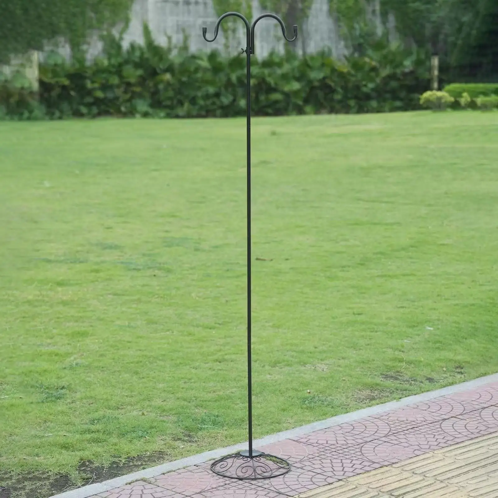 

Shepherds Hook Stand with 1 Adjustable Hook Courtyard Heavy Duty Lawn Display Hanger Floor Stand for Hanging Plant Baskets