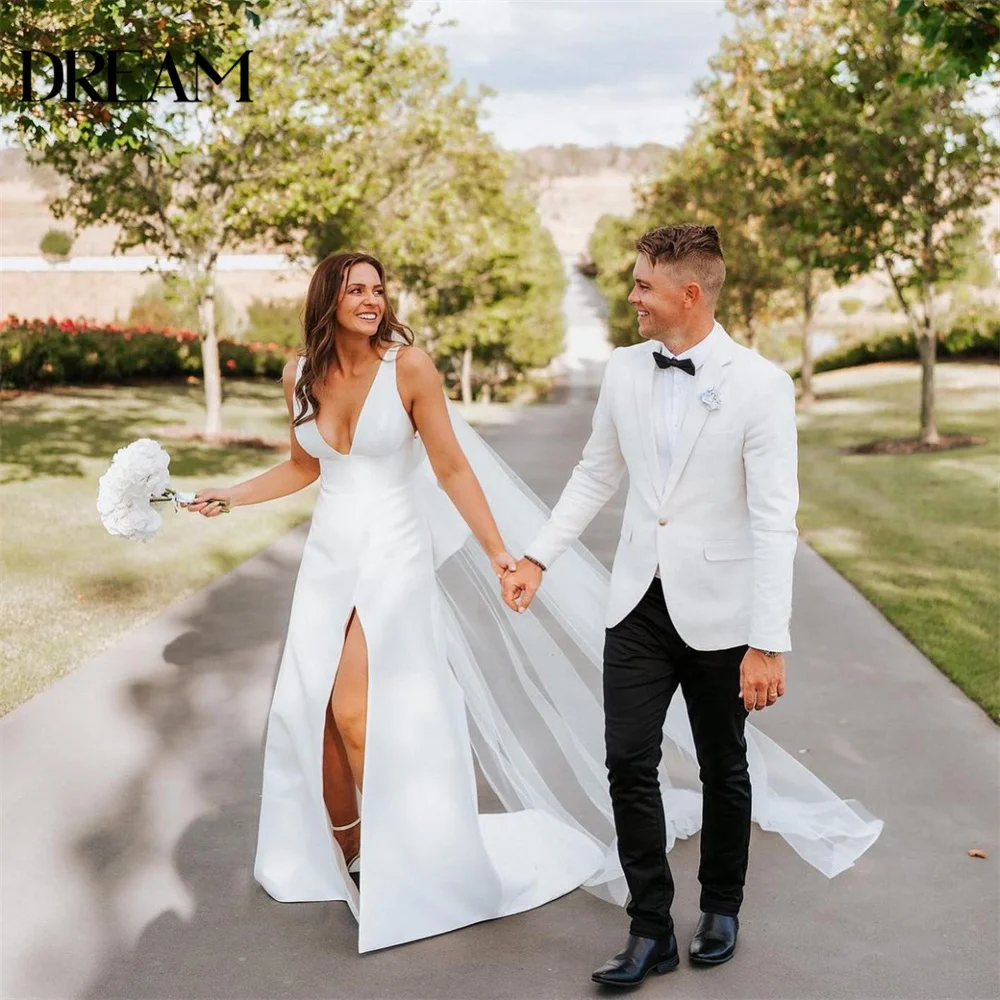 

Modern Mermaid Wedding Dress Women V-Neck Open Back Bow Split Sleeveless Sweep Train Bridal Gown Vestido De Novia Customized
