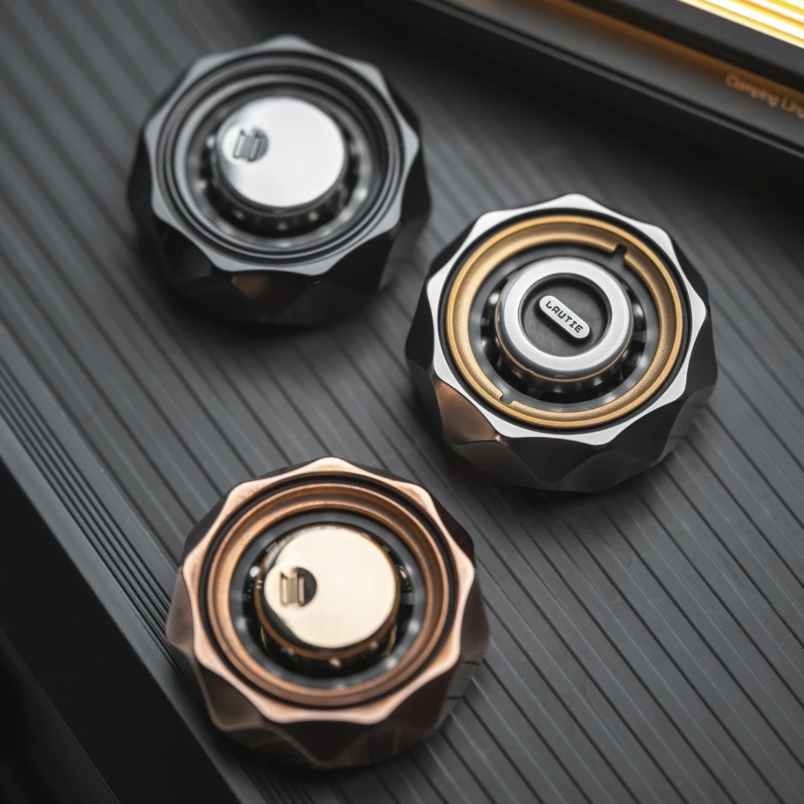 LAUTIE BIT-05 Metal Fidget Spinner Slider EDC juguetes antiestrés sensorial TDAH herramienta de enfoque juguetes inquietos giro suave y silencioso