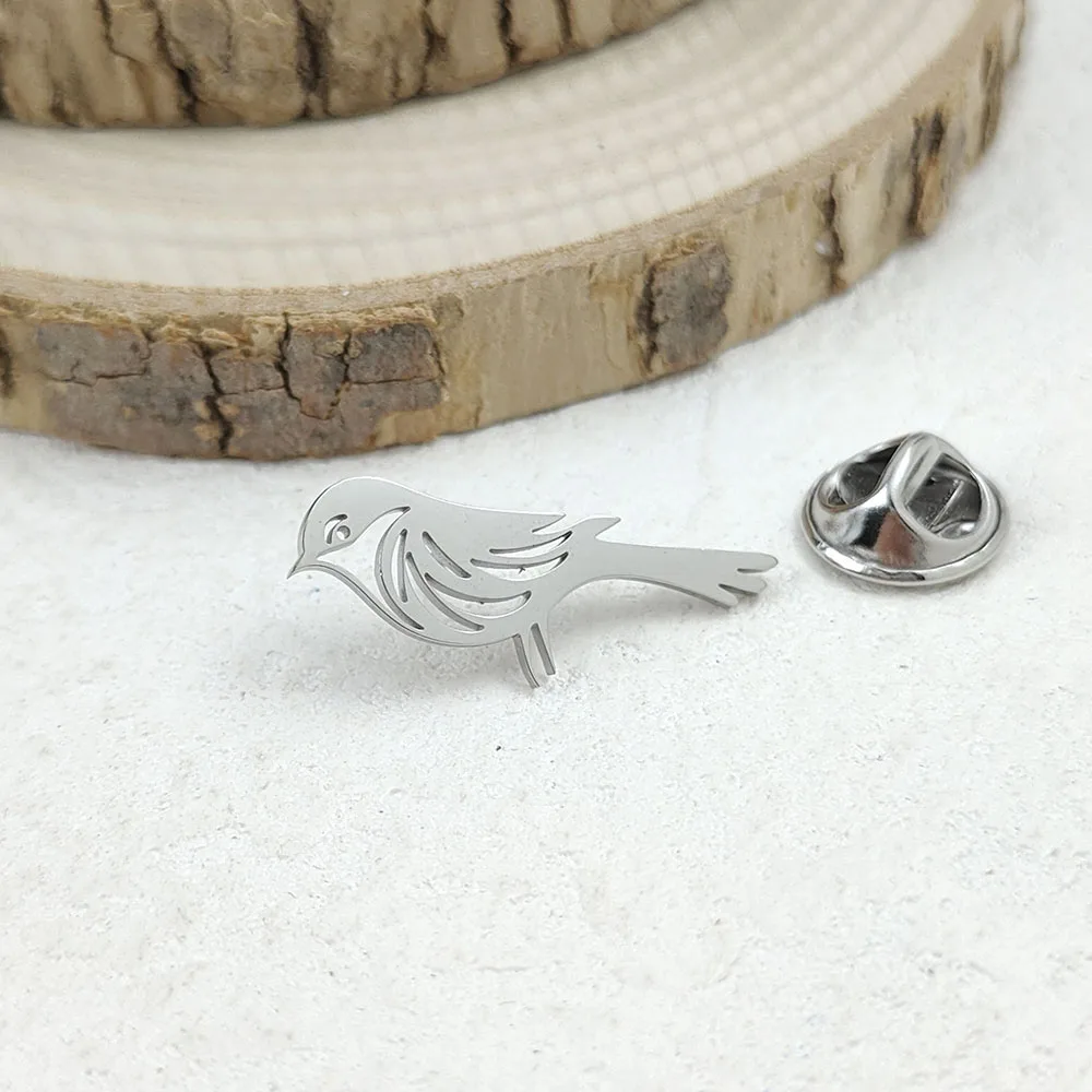 New magpies swallow stainless steel badge, suit lapel pin, gold-plated men's brooch, business clothing matching