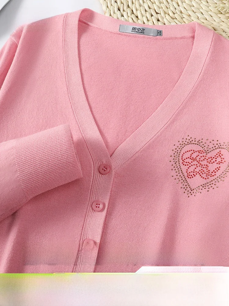 

Snow Flying Spring Knitted V-Neck Women's Cardigan Heart Shaped Rhinestone Casual Fashion Soft Long Sleeve Coat