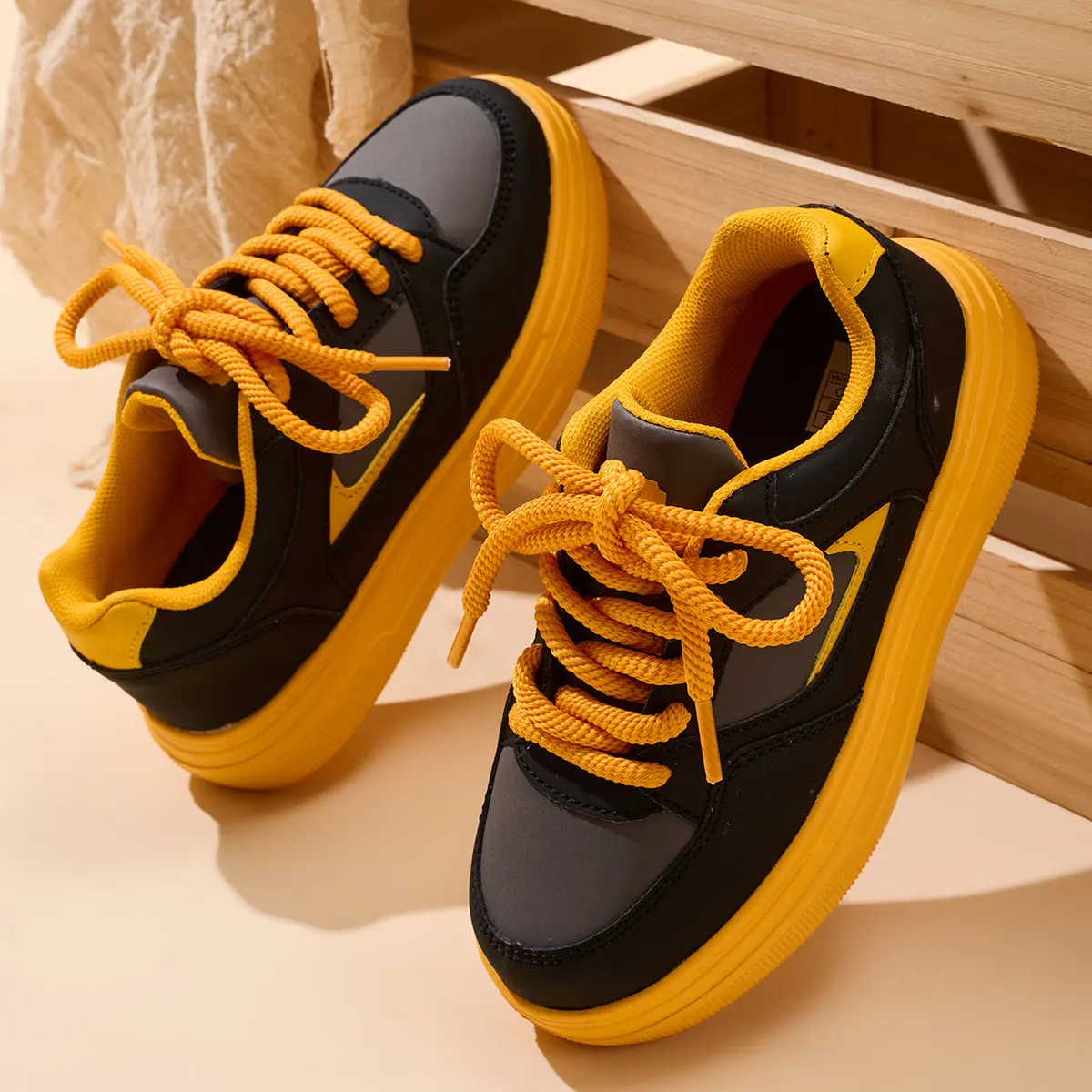 New Fashion Green Children's Skateboard Shoes Size 30-39 Comfort Flat Outdoor Sneakers Kids Non-slip Casual Sports Shoes Child