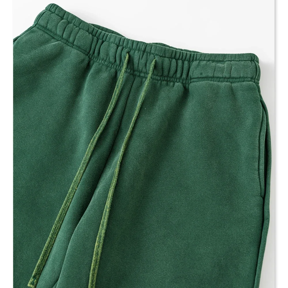 Pantalones de chándal rectos de terciopelo retro lavados deportivos neutros de poliéster y algodón 332G para hombre con logotipo personalizado 2024 Otoño e Invierno