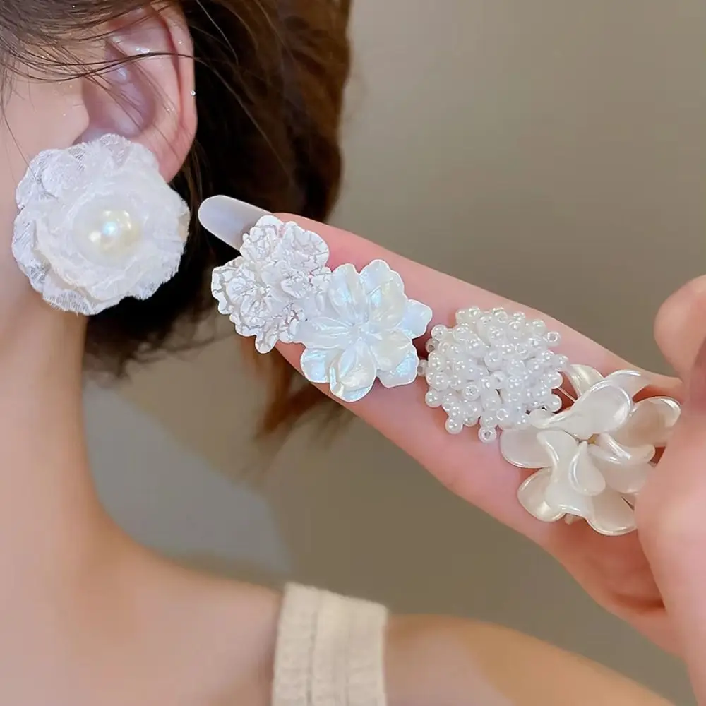 Cute Pearl Flower Earrings White Handmade Lower Stud Earrings Girls Earrings