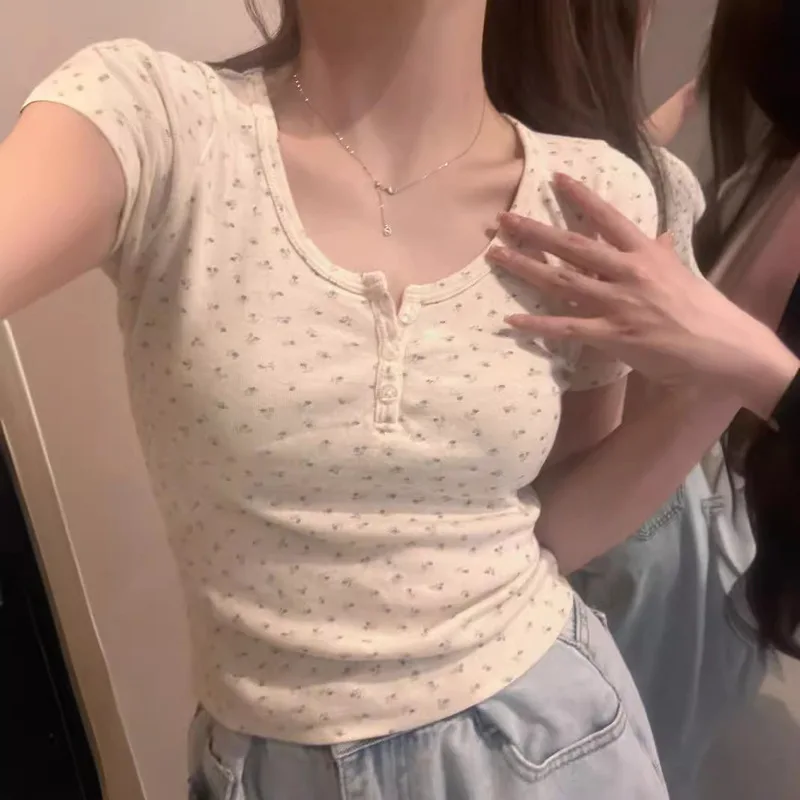 Summer New Women U Neck Floral Short Sleeve Cropped Top Slim Fit Flattering Casual Small Fresh T Shirt for Women Regular Shoulde